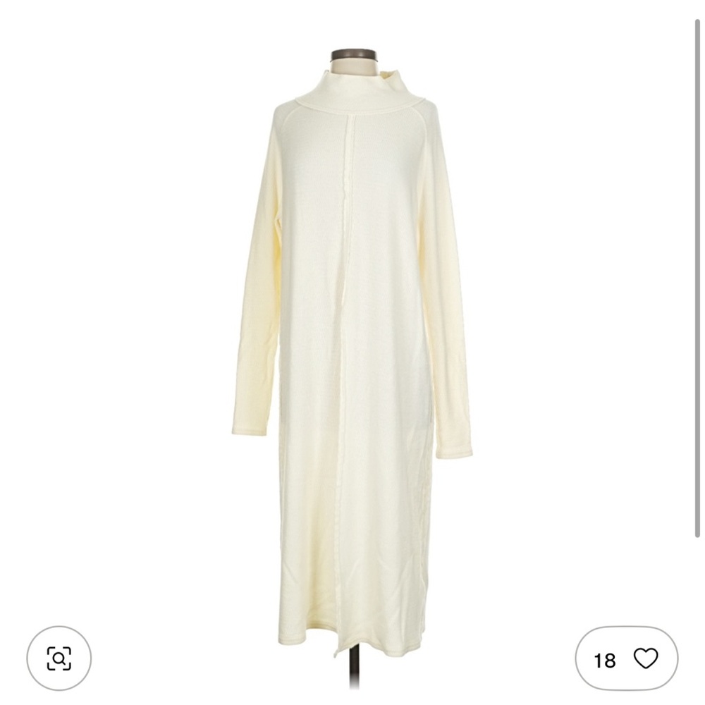 We The Free Ivory Long Sleeve Cardigan/ Sweater